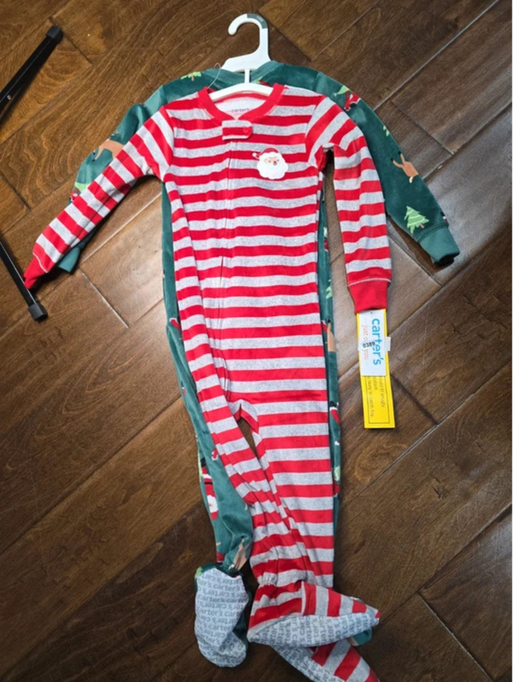 2t brand new christmas pajamas from carter's item, 389G6